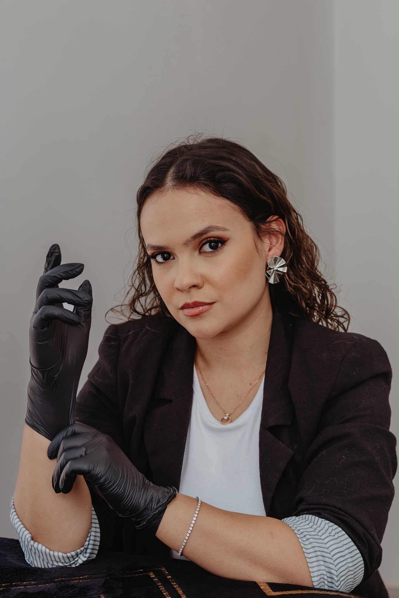 Luana Prudente a preparar-se para um atendimento